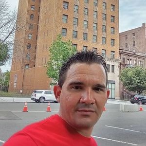 Meet your Posher, Luis alberto